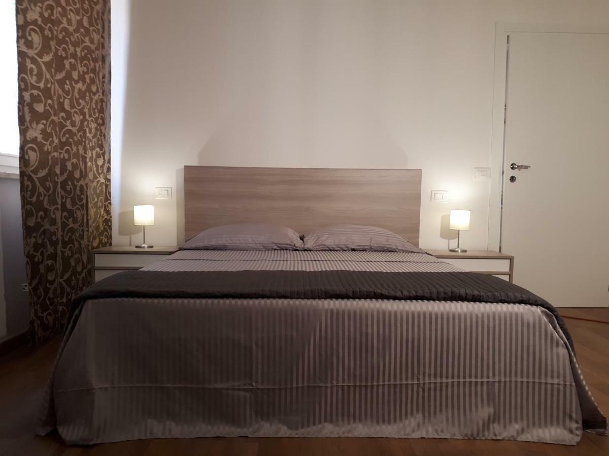 Ferienwohnung La Campanella Modena Zimmer foto